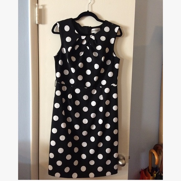 Studio I classy polkadot dress - Picture 4 of 5