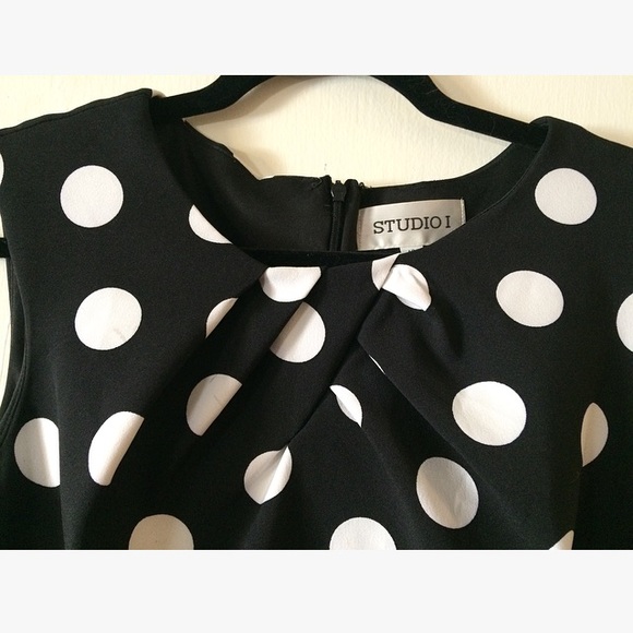 Studio I classy polkadot dress - Picture 5 of 5