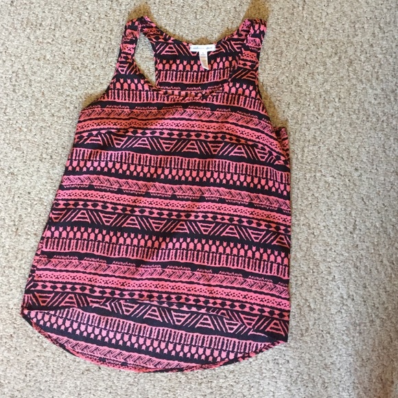 Orange tank - Picture 1 of 1