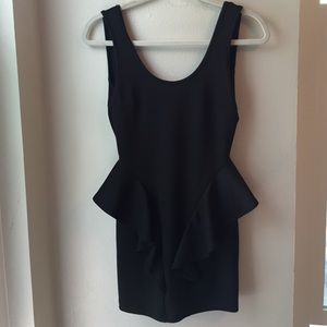 New! Sleeveless black dress! Size small!!