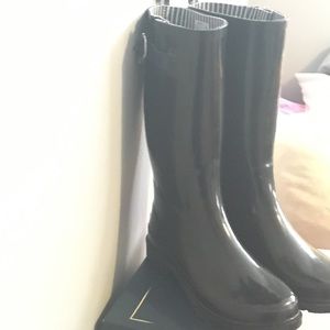 Semi gloss rain boots  (FINAL PRICE)