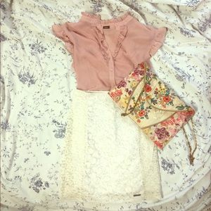 SALE A&F white lace side paneled skirt