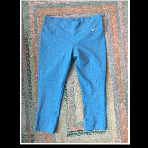 Nike Pants - Nike Dri-Fit Capris