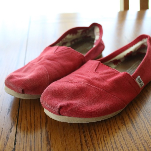 Red toms!
