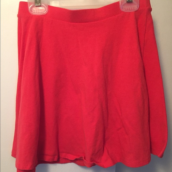 Forever 21 skater skirt. Size small