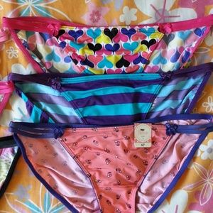 Macy's Intimates & Sleepwear - 6 Pretty String Panties size S Macy's Intimates & Sleepwear - 6 Pretty String Panties size S