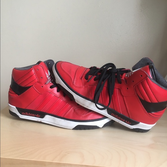 AdIdas Sneakers🎯 RED- Men size 10