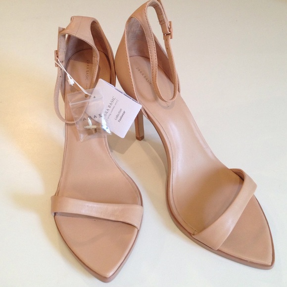 Zara Shoes - ZARA NUDE SANDALS! NWT