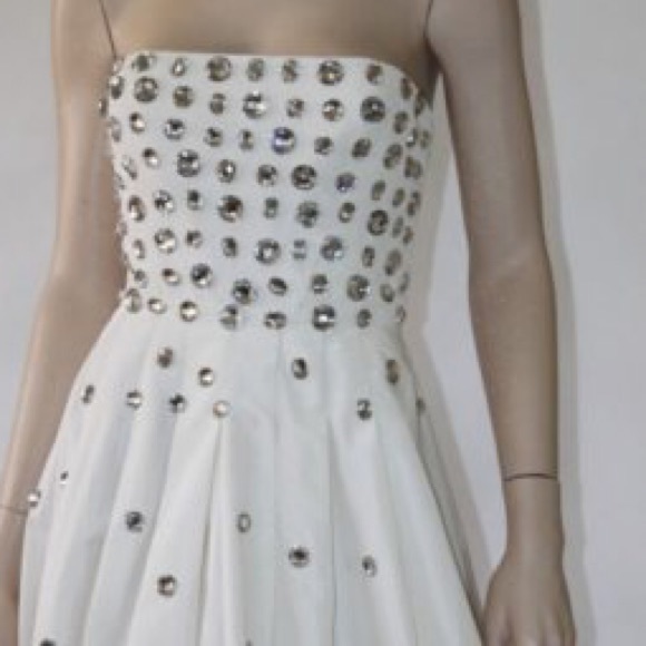 Bcbg jeweled taffeta asymmetric gown Sz 10 - Picture 5 of 7