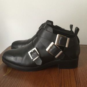 Zara cut-out ankle boots with buckles size 38