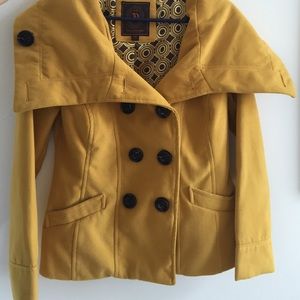 Large collar pea coat