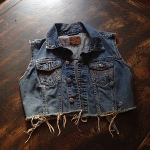 Aeropostale light wash denim vest