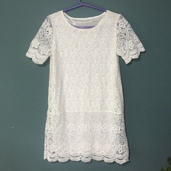 White lace tunic dress