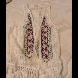 Hippie lace vest with embroidery