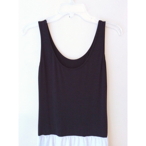 💓Black Stretchy Dress with Cream Top - Picture 4 of 4