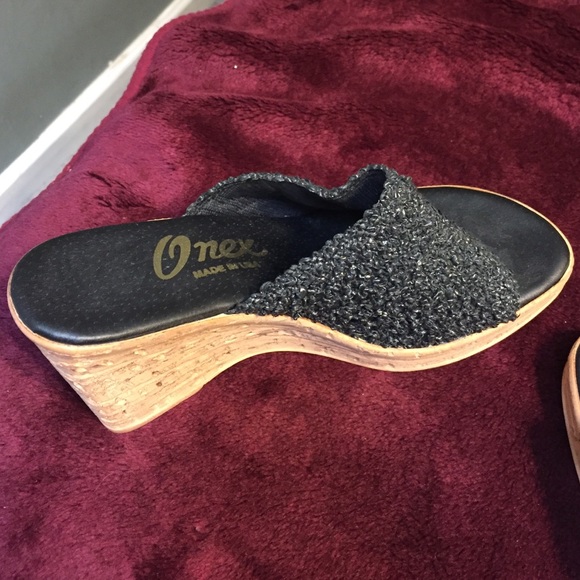 Sandal