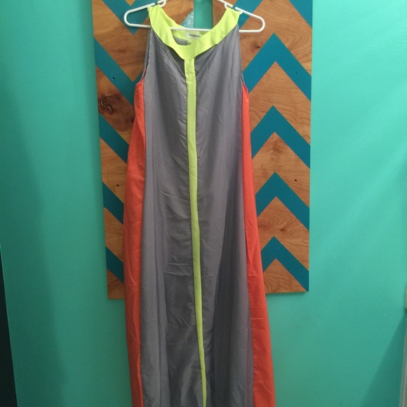 Lonely show dress size Large