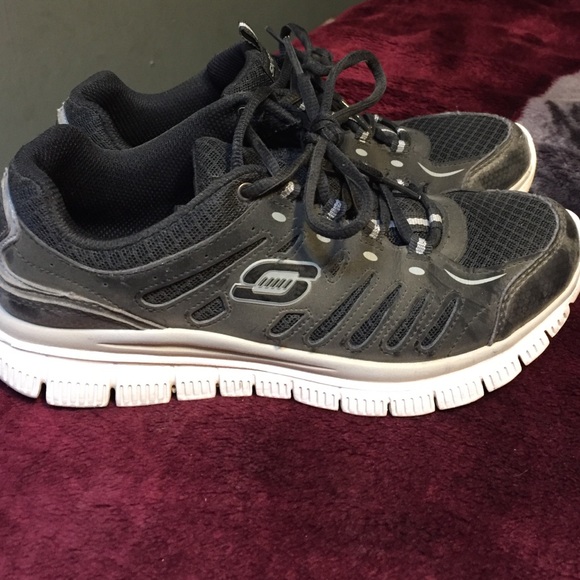 Running shoes