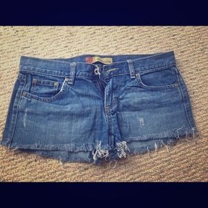 Old Navy cut off jean shorts