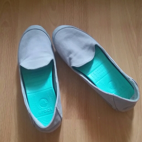 Crocs Stretch Your Sole canvas flats (grey/cyan)