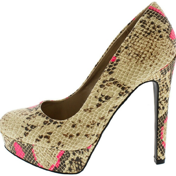 Women's multi faux snakeskin platform pump US 8