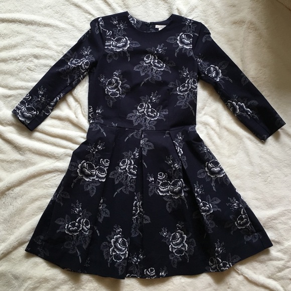 GAP Dresses & Skirts - Navy Gap dress