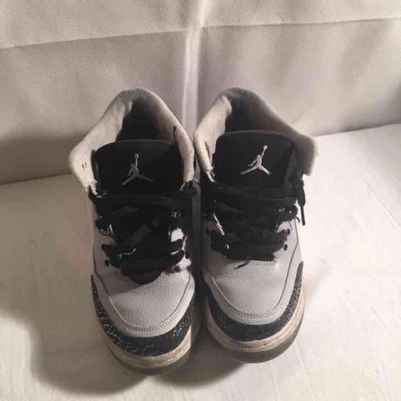 Wolf Grey Retro Jordan 3s