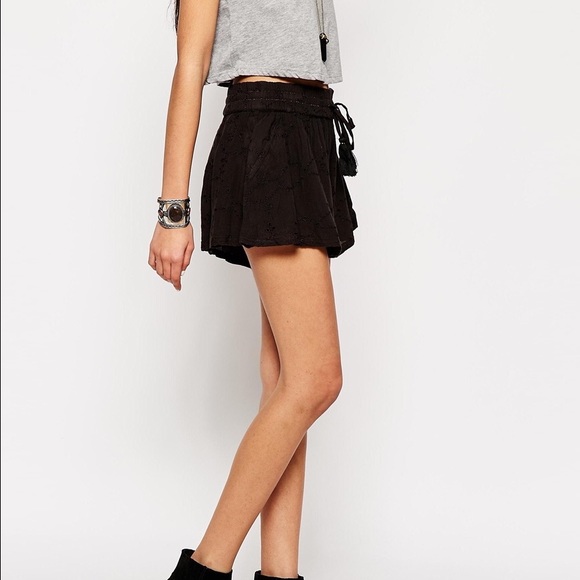 FREE PEOPLE Black Flowy Eyelet Shorts