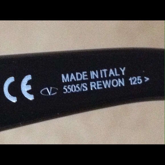 Valentino Sunglasses - Picture 2 of 6