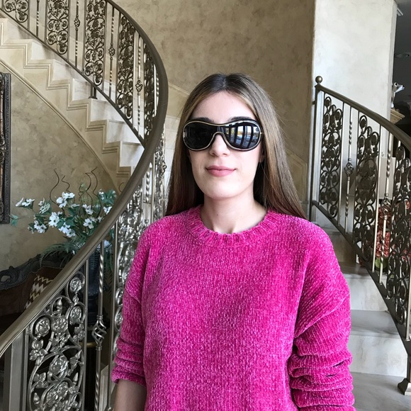 Valentino Sunglasses - Picture 6 of 6