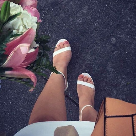 White Stecy Steve Madden Heels