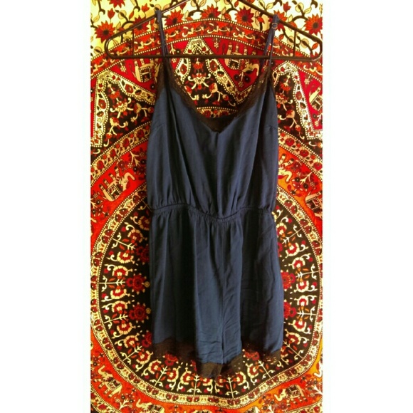 Forever 21 romper - Picture 1 of 2