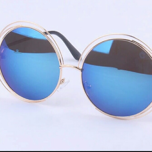 Elegant Round Wire Frames