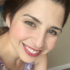 Meet your Posher, Marissa