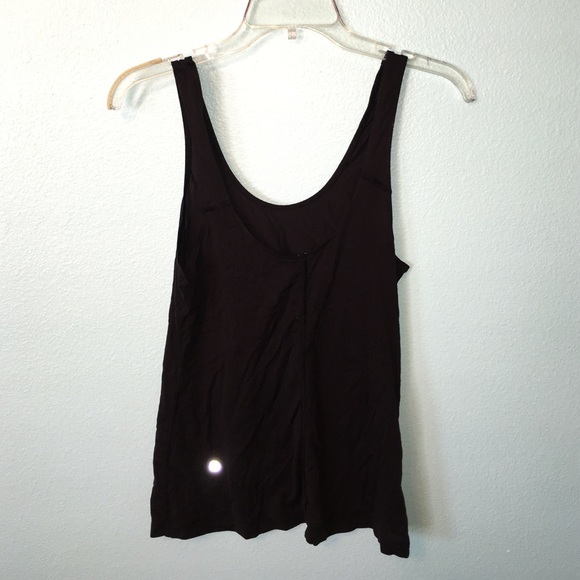 Black LuluLemon Tank - Picture 3 of 3