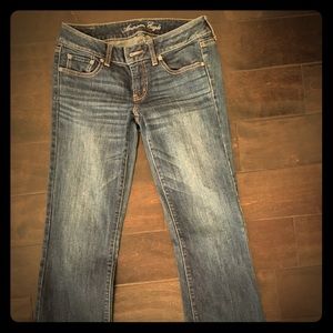 American Eagle Jeans size 6 stretch