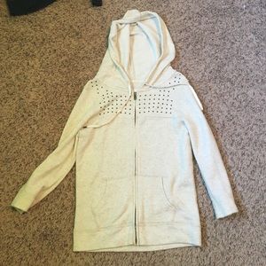 American eagle creme studded cropped sleeve hoodie