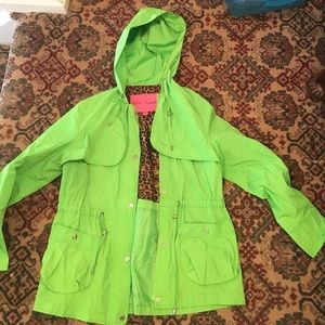 Betsy Johnson rain jacket barely worn