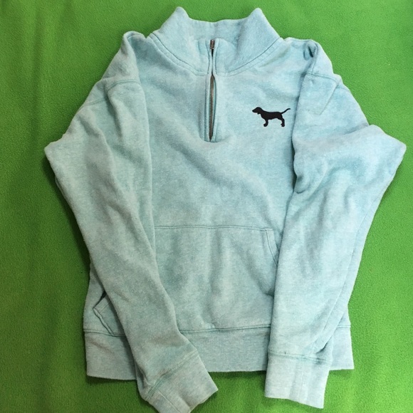 VS Pink half-zip