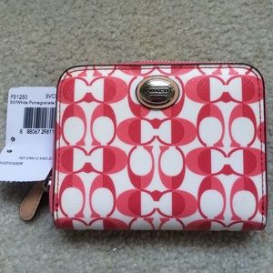 Coach Wallet New with tags