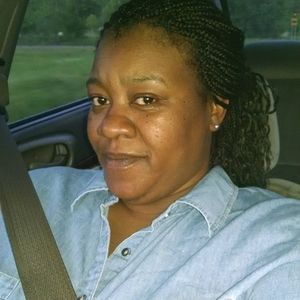 Meet your Posher, Ramona