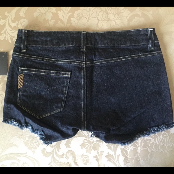 New Paige Premium Denim Shorts Size 26 - Picture 3 of 4