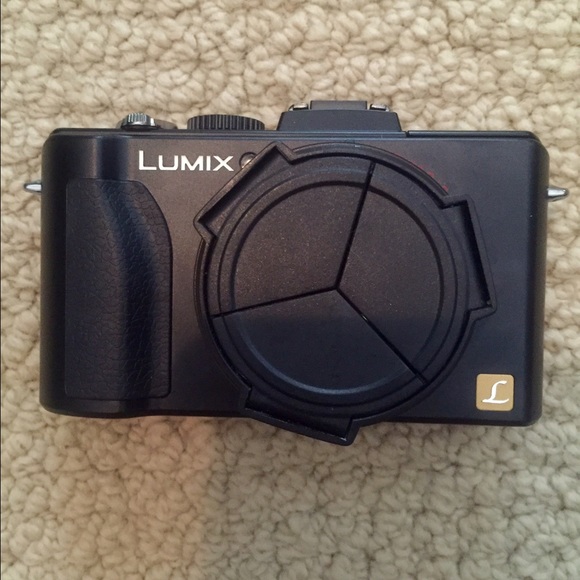 🔴SOLD🔴Panasonic LUMIX DMC-LX5 digital camera - Picture 3 of 4