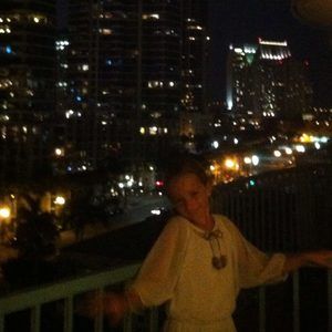 Meet your Posher, Laura