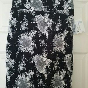 NWT LuLaRoe Cassie