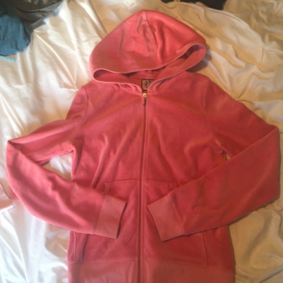 🎀Juicy Couture Sweatshirt🎀 - Picture 2 of 3