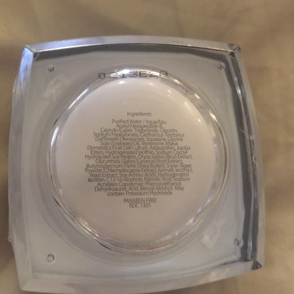 Transformation Rejuvenating Skin Créme - Picture 2 of 4