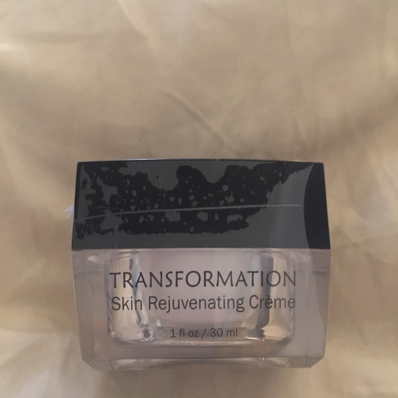 Transformation Rejuvenating Skin Créme - Picture 3 of 4