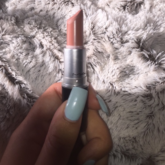 MAC COSMETICS Lipstick "Honey Love"