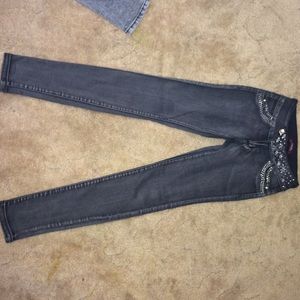 Brand New! Never worn . Size 3/4 !